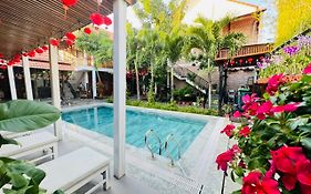 Khách Sạn Ambedo Phú Quốc