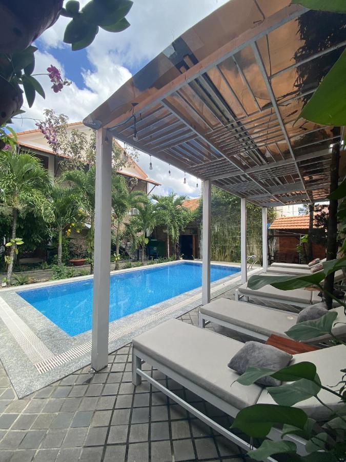 Khách Sạn Ambedo Phú Quốc Esterno foto