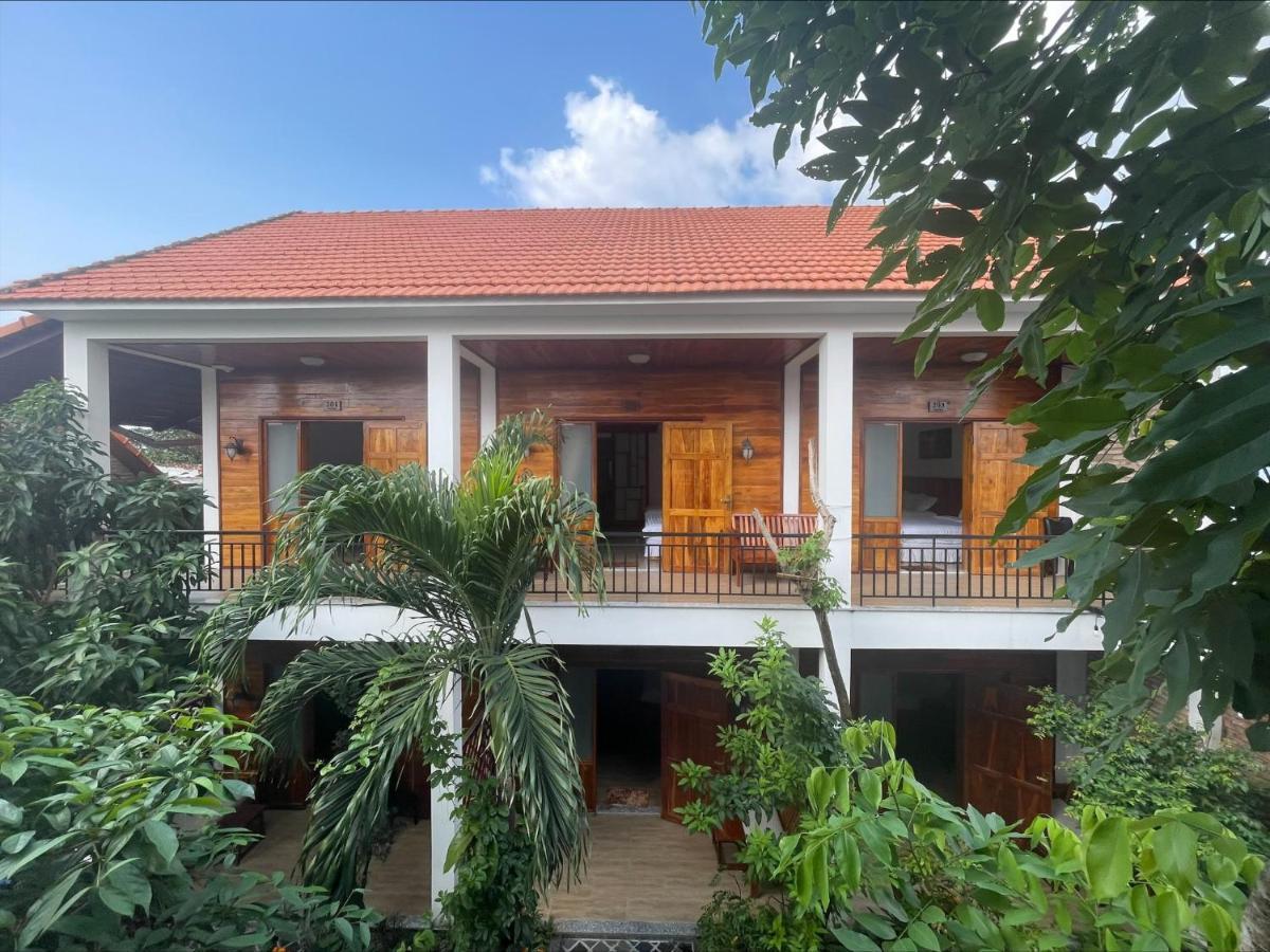 Khách Sạn Ambedo Phú Quốc Esterno foto